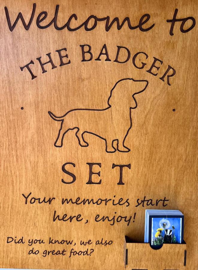 The Badger Set Apartment Hinderwell Exterior photo